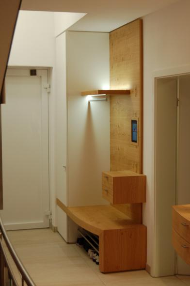 Garderobe mit Willkommensdisplay