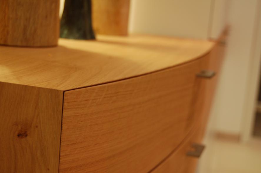 Garderobenschrank mit Schubladen