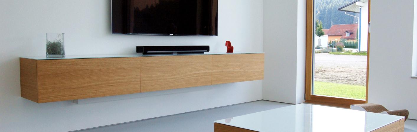 TV-Schrank und Wohnzimmertisch Holzfurnier mit weißer Glanzoberfläche